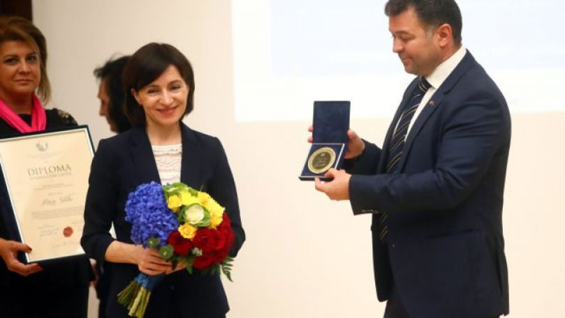 Maia Sandu și-a amintit de Harvard când a fost decorată la Timișoara