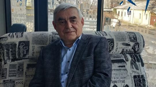 Tenorul Mihai Munteanu împlinește astăzi 80 de ani