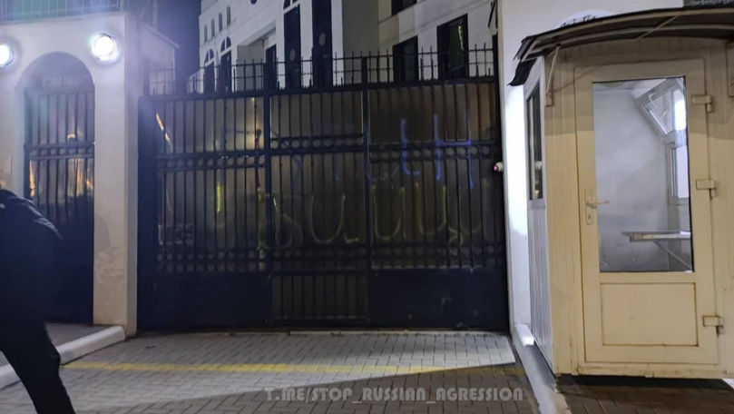 Ambasada Rusiei de la Chișinău, vandalizată de un bărbat rus
