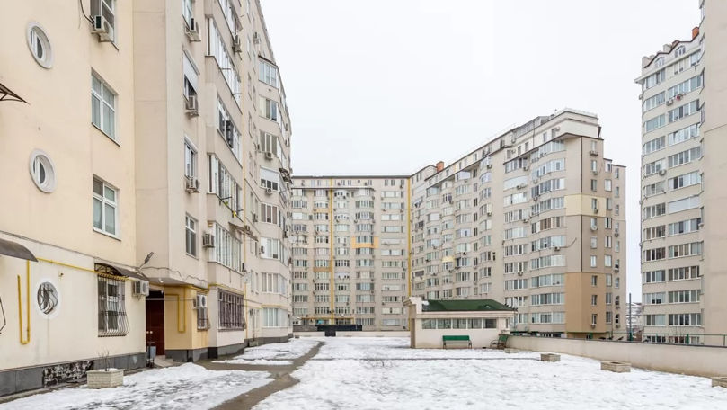 Рынок недвижимости Кишинёва обвалился: продажи квартир упали почти на 80%.