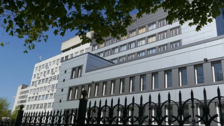 Incidentul de pe șantier: Un muncitor a plecat fără voia medicului