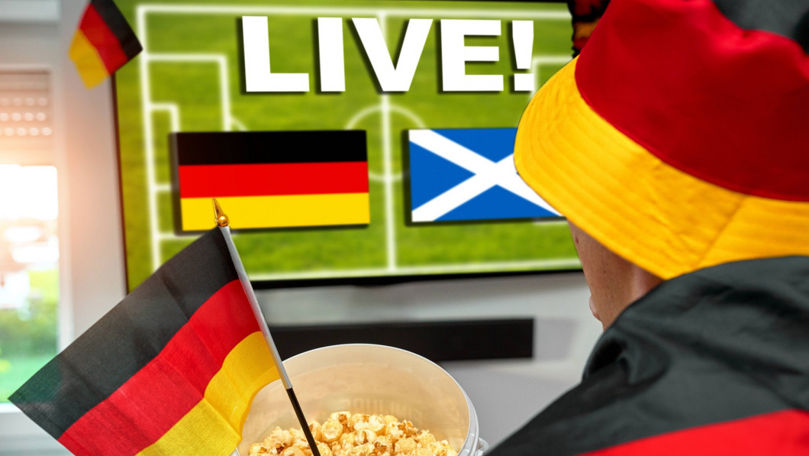 Începe Campionatul European de fotbal. Primul meci: Germania - Scoţia