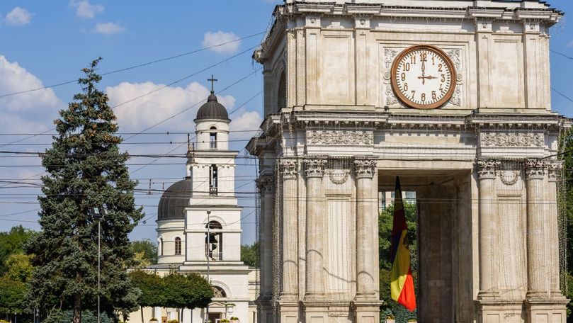 Центральная площадь забронирована для протестов с 16 ноября по 30 декабря.