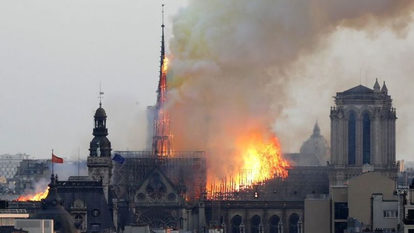 Cum arată Catedrala Notre-Dame din interior, devastată de incendiu
