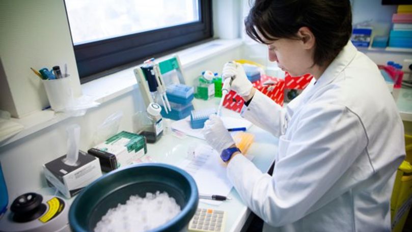 Testarea cu vaccinul anti-COVID ar putea începe după Anul Nou