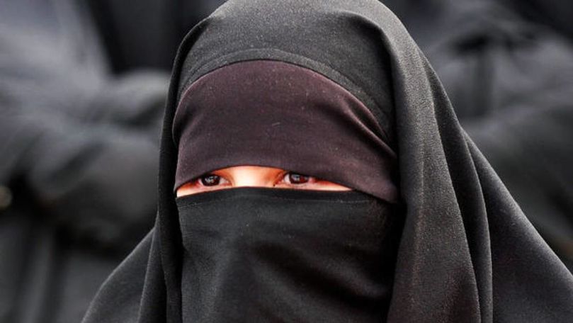 Austria va interzice vălul islamic în şcolile primare