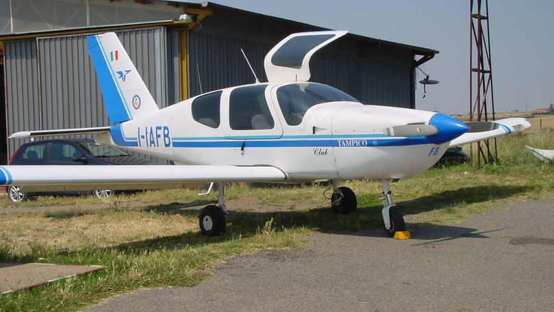 Погибшему было 60 лет, в авиакомпании он работал официально.