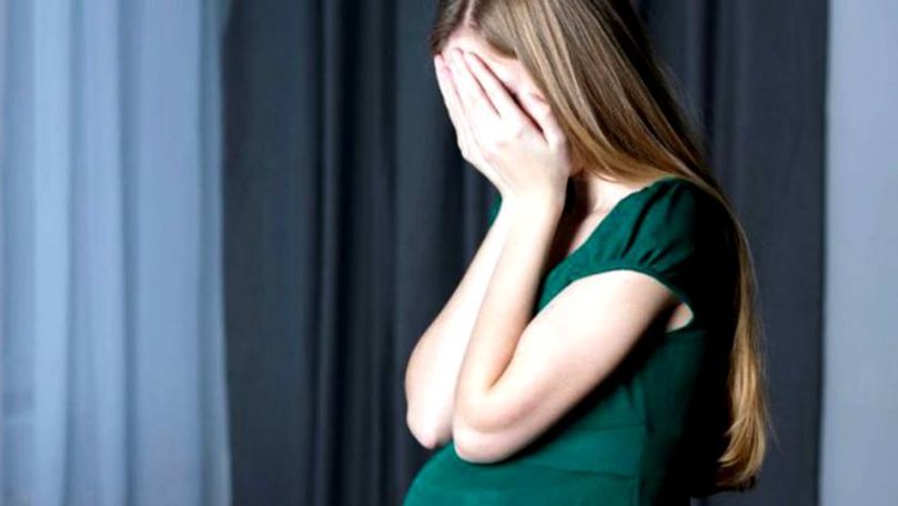 Mărturiile unei femei care a fost violată în timp ce era gravidă
