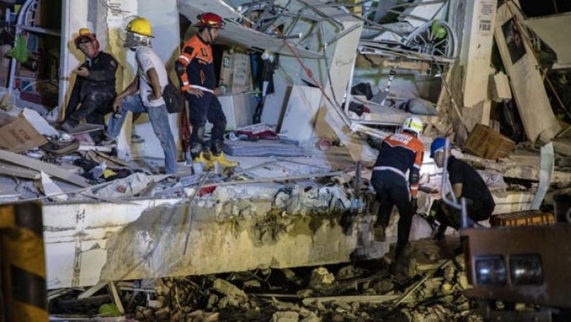 Cutremur puternic în Filipine: Oamenii fugeau panicaţi din clădiri