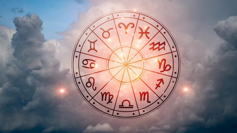 Horoscop 15 octombrie 2023. Schimbări în dragoste pentru unele zodii