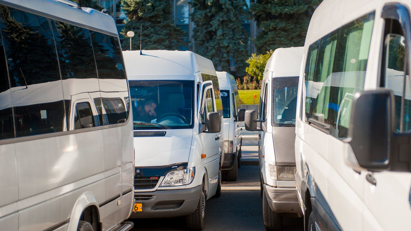 Strigăte şi panică într-un microbuz de pe ruta Chişinău-Mihailovca