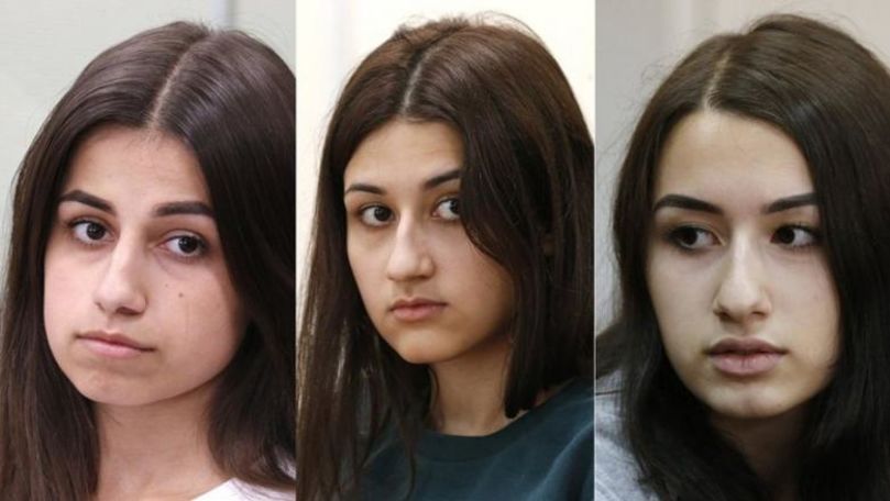 Procesul celor 3 surori care și-au ucis tatăl a început la Moscova