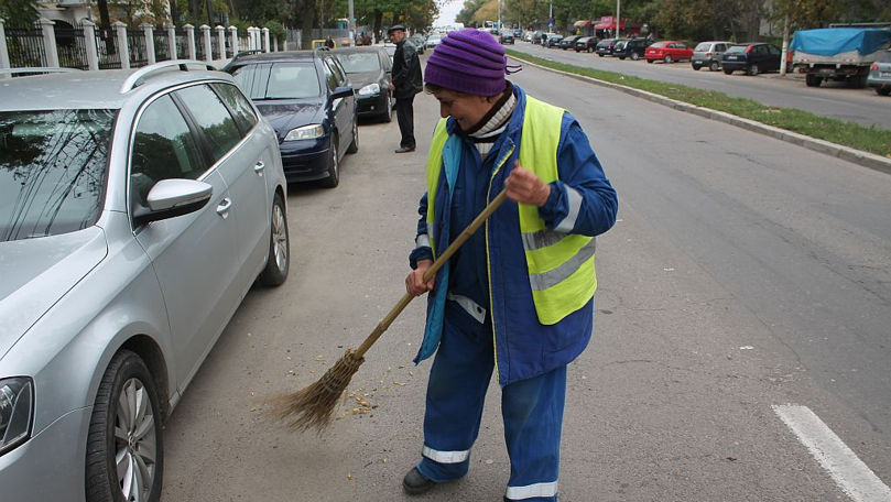 Clacă la Sireți: Primăria oferă premiu pentru cele mai curate străzi
