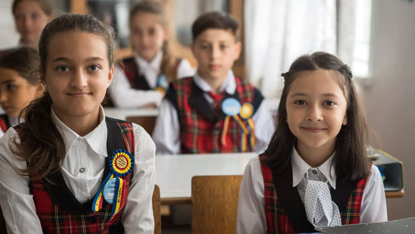 Extrema dreaptă din România propune începerea lecțiilor în școli cu intonarea imnului și rostirea unei rugăciuni.