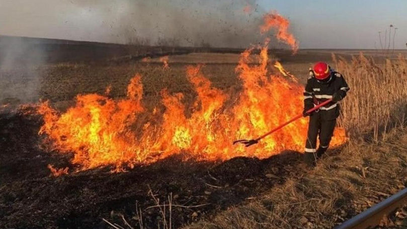 Cod Galben de pericol de incendiu în Moldova. Anunțul meteorologilor