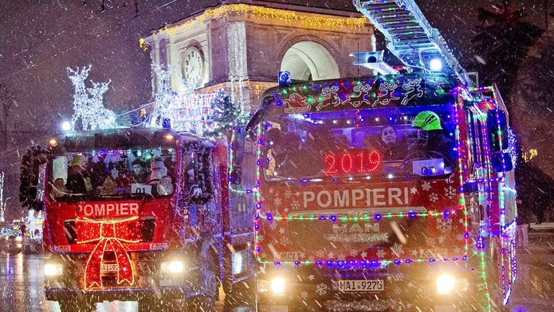 Salvatorii și pompierii din Moldova au pornit în Caravana de Crăciun