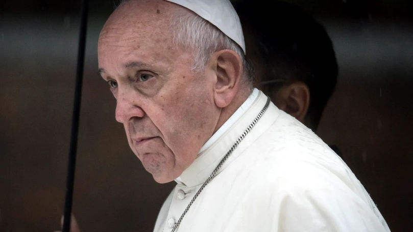 Starea Papei Francisc a rămas stabilă, fără o nouă criză respiratorie
