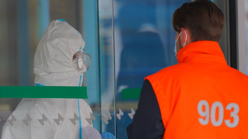 Новый антирекорд: В Молдове зарегистрировали 1727 новых случаев COVID-19.