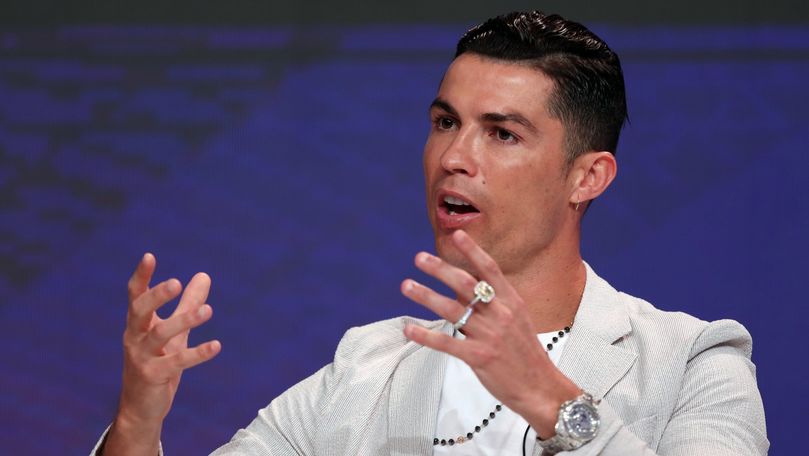 Ronaldo a purtat bijuterii de aproape 750.000 de euro la o singură mână