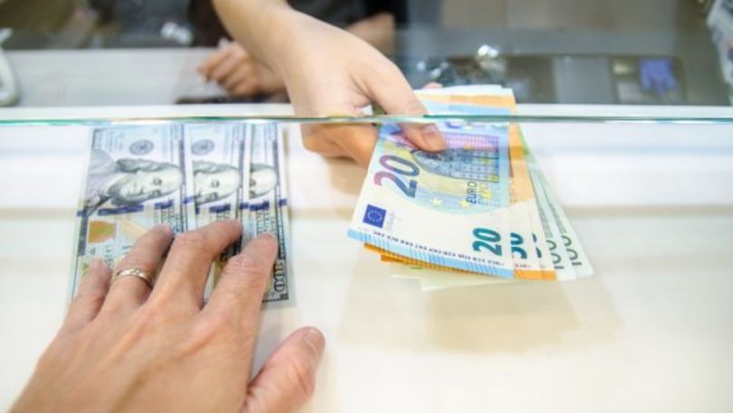 Curs valutar 2 iunie 2019: Cât valorează un euro și un dolar