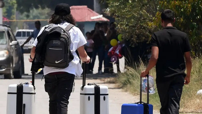 Primii migranți au părăsit SUA voluntar, cu sprijin financiar