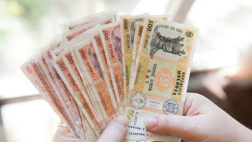 Salariul mediu lunar brut în anul 2020, în creștere cu peste 10%