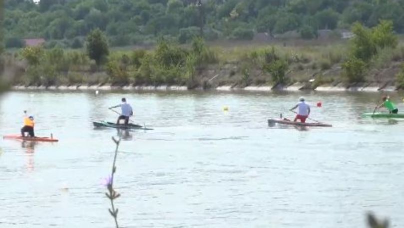В Бельцах проходит Национальный чемпионат по гребле на байдарках и каноэ.