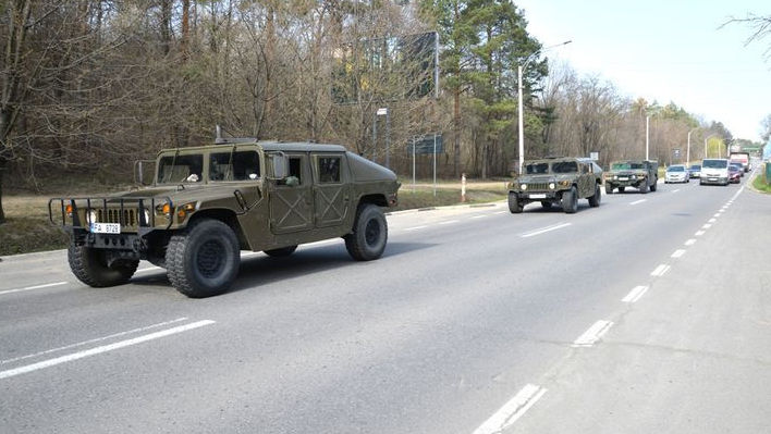 Atenție: Tehnică militară pe drumurile naționale. Anunțul autorităților