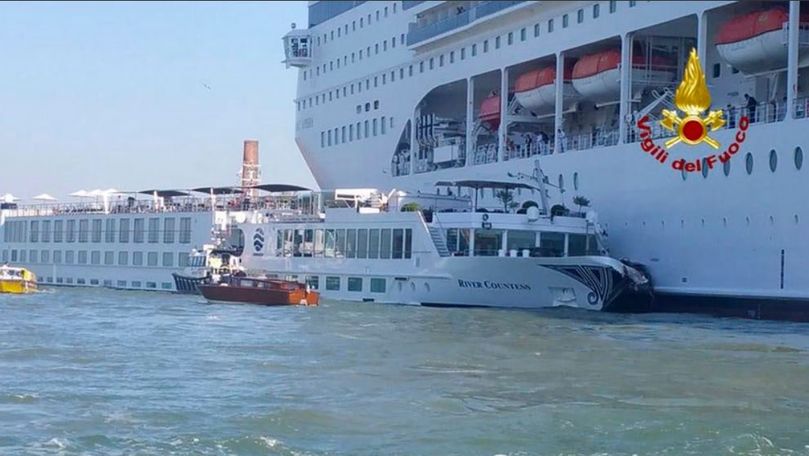 Un vapor de croazieră a lovit o barcă cu turiști în Veneția. 5 răniți