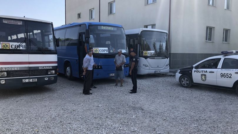 Autobuzele ce transportă elevi la școală, în vizorul polițiștilor