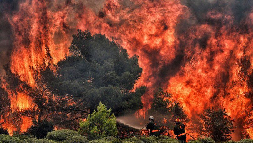 Nou avertisment de călătorie în Grecia din cauza amenințării incendiilor