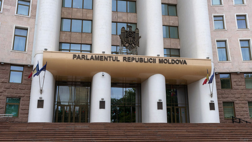 Parlamentul va investi două milioane de lei în sistemul de transmisiuni live