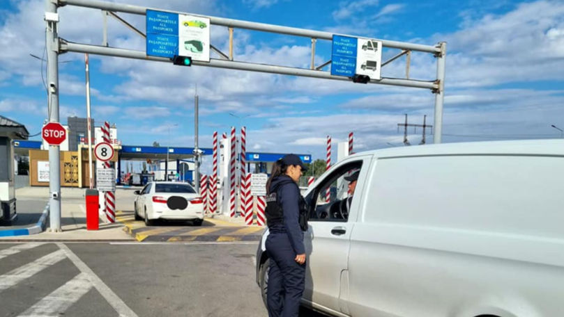 Situația la frontieră: Peste 72.000 de traversări. Încălcările depistate