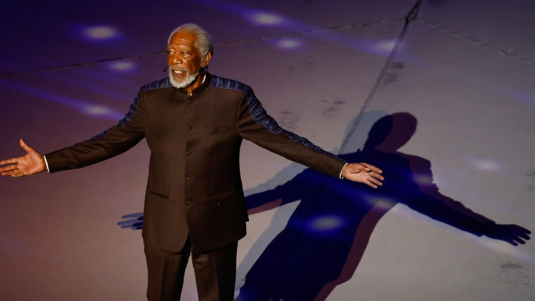 Revoltă după participarea lui Morgan Freeman la deschiderea CM 2022