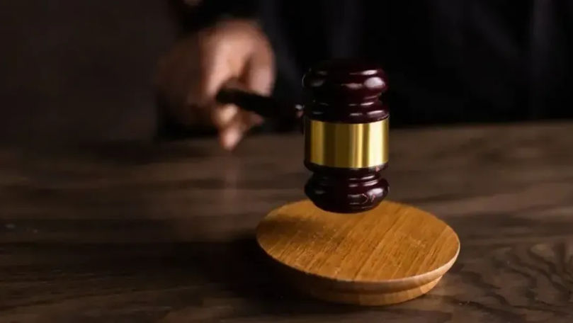 Doi bărbați din Capitală, condamnați pentru trafic și consum de droguri