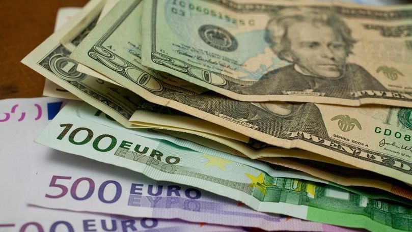 Curs valutar 19 iulie 2019: Cât valorează un euro și un dolar