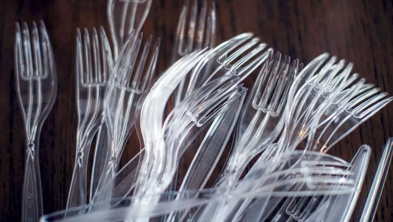 Refolosirea obiectelor din plastic: Un risc pentru sănătatea ta