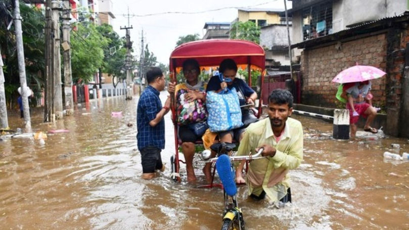 Inundații și alunecări de teren în India: Sunt cel puțin 30 de morți