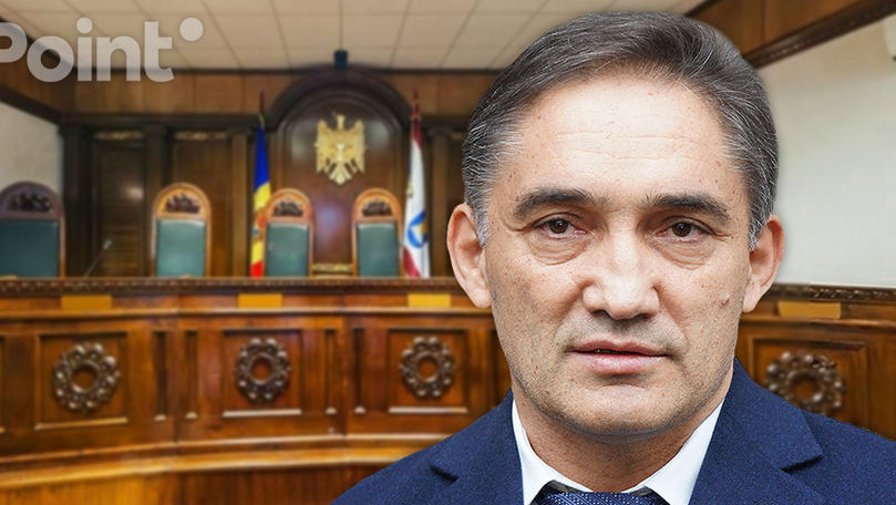 КС утверждает результаты выборов без Стояногло: ПСРМ протестует у здания суда.