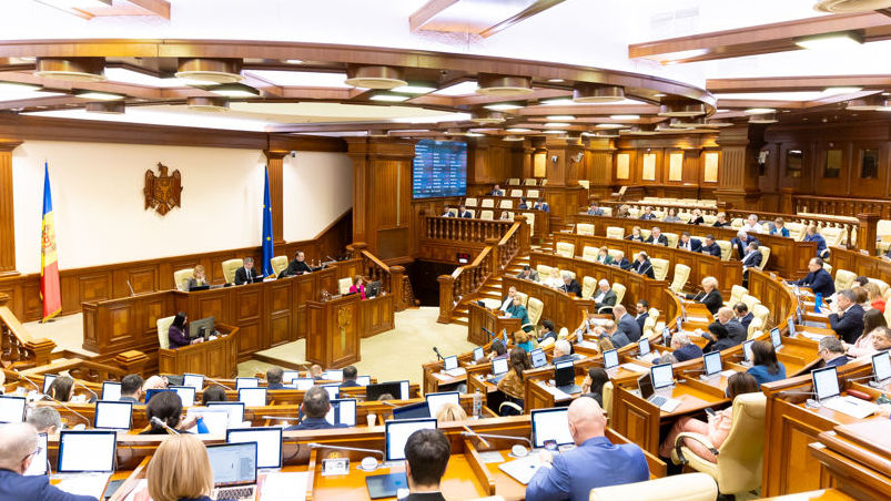 Parlament: Dezbateri privind finanțarea USAID și achizițiile imobiliare