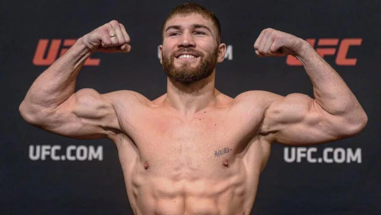 Luptătorul moldovean Ion Cuțelaba, victorie la turneul UFC
