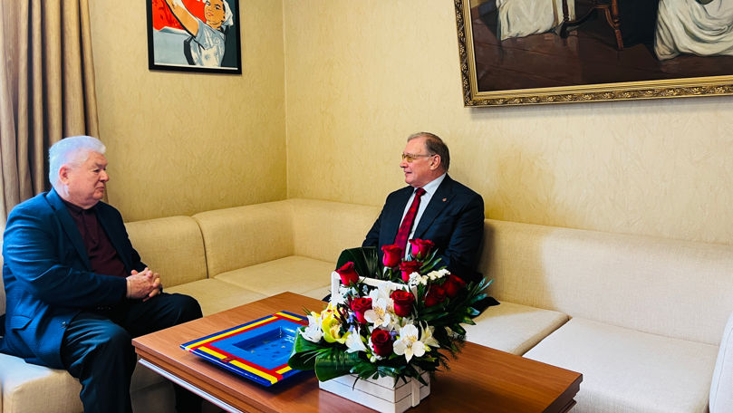 Voronin, în discuții cu Ozerov, vrea relansarea parteneriatului cu Rusia