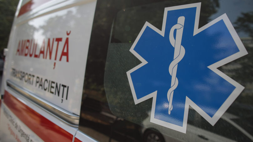 Accident în Chișinău: O minoră de 15 ani, lovită de un troleibuz