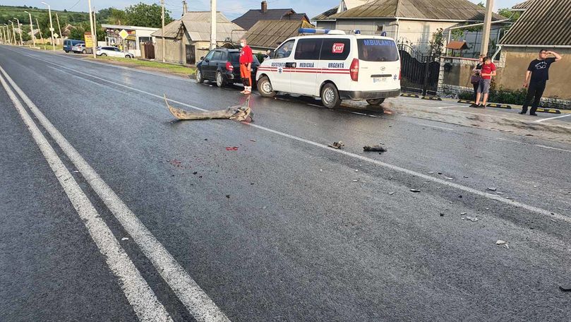 Accident grav la Peresecina: 3 persoane au ajuns la spital