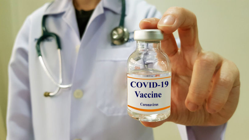 Testarea vaccinului COVID, oprită în SUA după îmbolnăvirea unui voluntar
