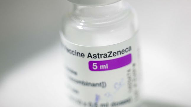 Cocktailul de anticorpi AstraZeneca neutralizează subvariantele Omicron