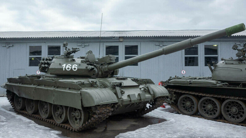 Rusia trimite în Donbas 200 dintre cele mai moderne tancuri ale sale