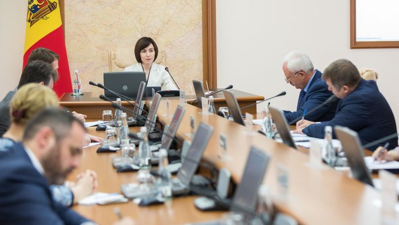 Правительство Санду хочет взять кредит у правительства Румынии.