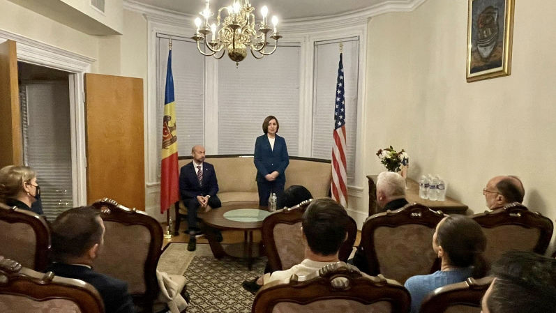 Președinta Maia Sandu s-a întâlnit cu moldovenii stabiliți în SUA