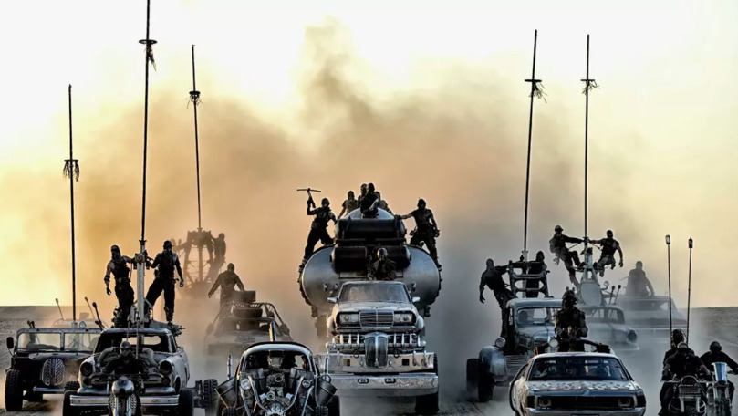 Mașinile din Mad Max Fury Road vor fi scoase la licitație: Cât costă